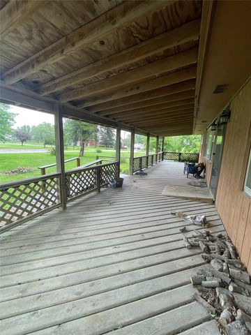 2906 Walker Street, Osceola, IA 50213