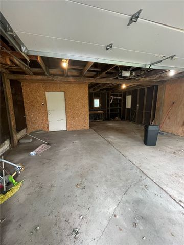 2906 Walker Street, Osceola, IA 50213