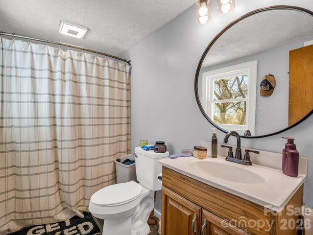 922 Church Street, Kings Mountain, NC 28086