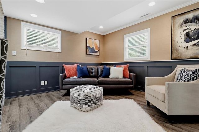 9336 Hardy Drive, Overland Park, KS 66212