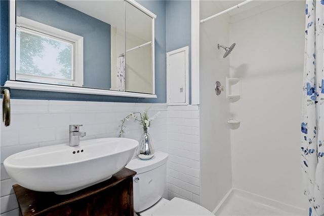 9336 Hardy Drive, Overland Park, KS 66212