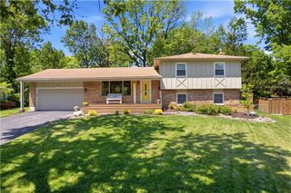 9336 Hardy Drive, Overland Park, KS 66212