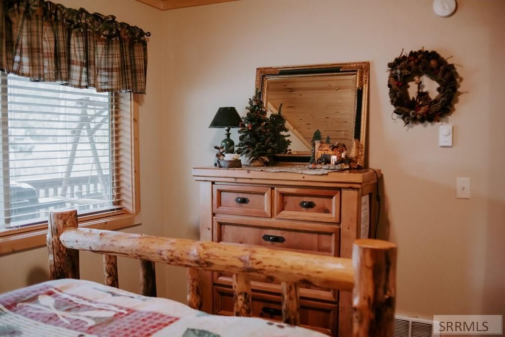 Image 10 of property listing at 4088 Yale Creek Road, Island Park, ID 83429