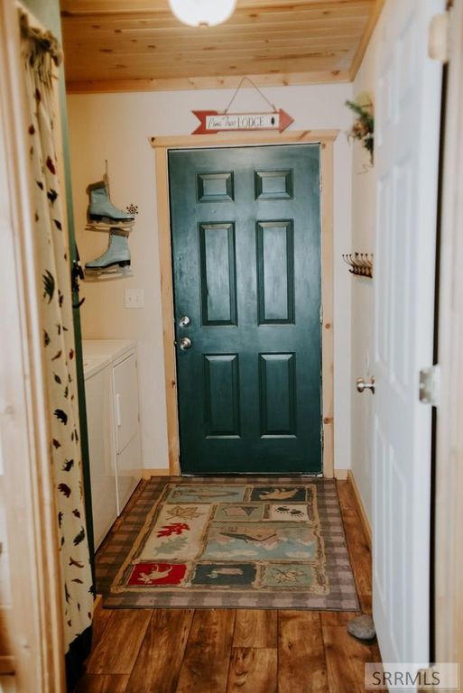 Image 21 of property listing at 4088 Yale Creek Road, Island Park, ID 83429