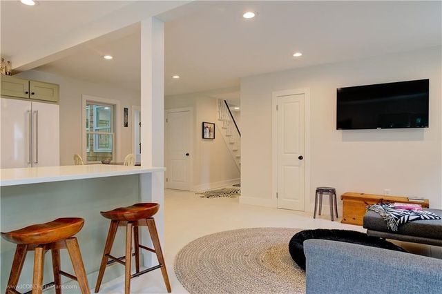 59 Melrose Avenue, Jamestown, RI 02835
