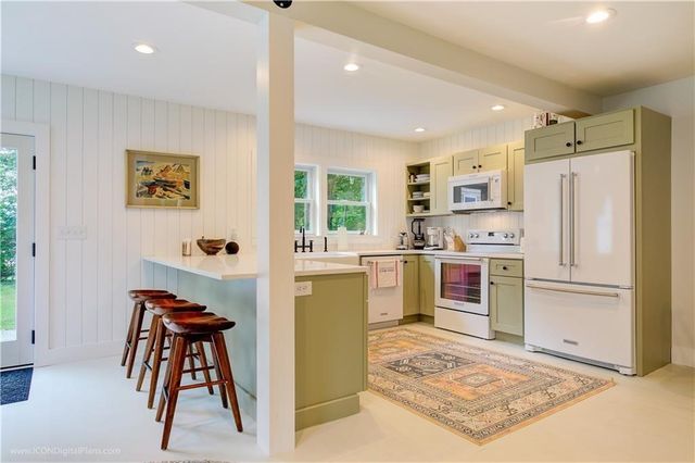 59 Melrose Avenue, Jamestown, RI 02835