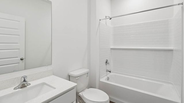 6290 Redwood Trail, Wonder Lake, IL 60097