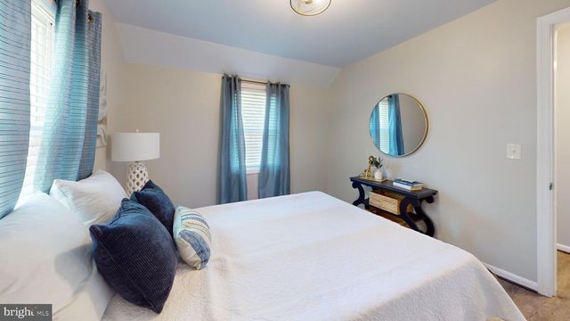 7711 FAIRGREEN RD, Dundalk, MD 21222
