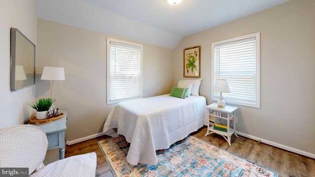 7711 FAIRGREEN RD, Dundalk, MD 21222