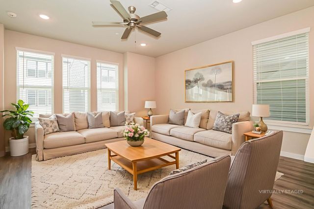 18419 Idyllic Alley, Shenandoah, TX 77385