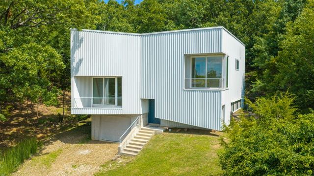 1124 E Heath Drive, Fayetteville, AR 72701