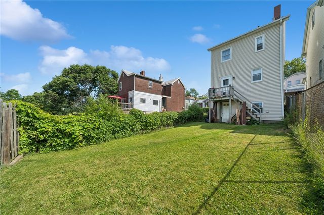 305 Onyx Ave, Mt Oliver, PA 15210