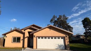 394 S Camelia Avenue, Farmersville, CA 93223