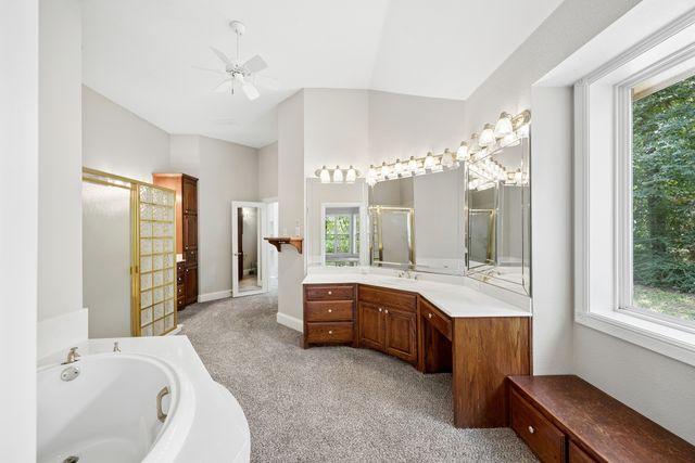 939 Garnet Cove, Oak Point, TX 75068