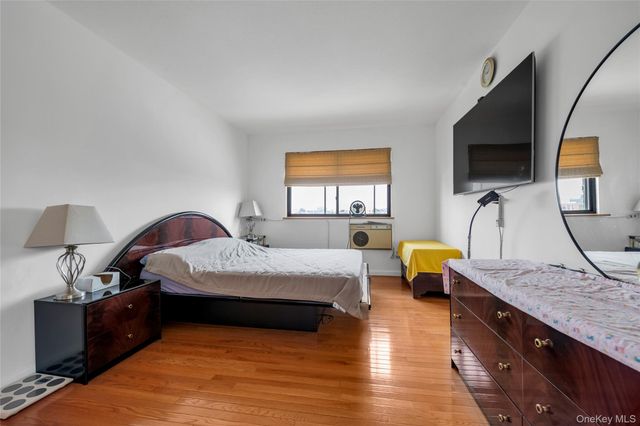 74-49 Calamus Avenue 51, Elmhurst, NY 11373
