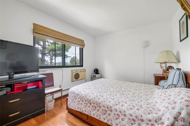 74-49 Calamus Avenue 51, Elmhurst, NY 11373