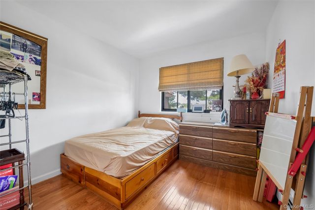 74-49 Calamus Avenue 51, Elmhurst, NY 11373