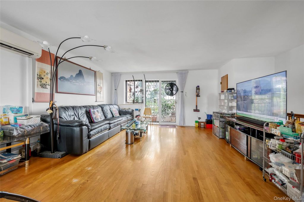 74-49 Calamus Avenue 51, Elmhurst, NY 11373 — photo 4
