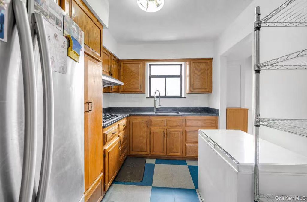 74-49 Calamus Avenue 51, Elmhurst, NY 11373 — photo 5
