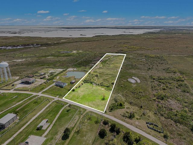 0000 S Redfish Street, Hitchcock, TX 77563