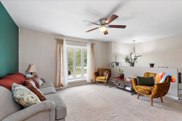 4301 Whitehall Lane, Richton Park, IL 60471