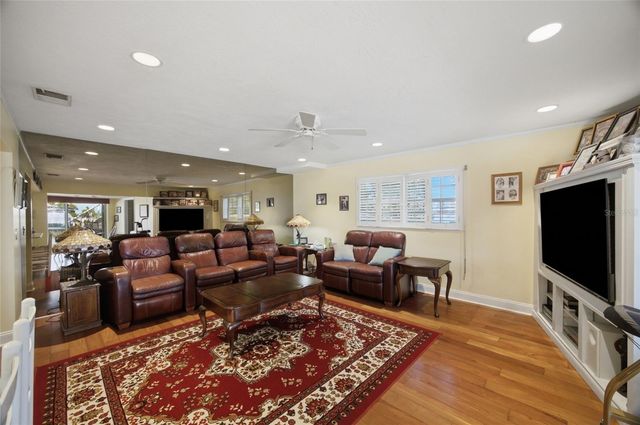 4912 58TH AVENUE S, St Petersburg, FL 33715