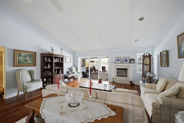 4912 58TH AVENUE S, St Petersburg, FL 33715