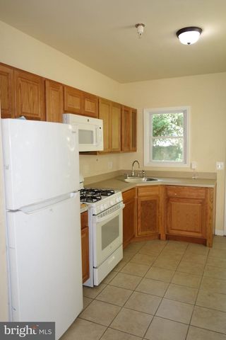 186 PASSAIC ST, Trenton, NJ 08618