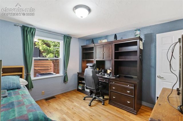 711 N Institute Street, Colorado Springs, CO 80903