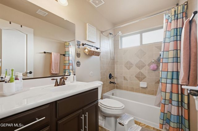 14349 OWL POINT Avenue, El Paso, TX 79938