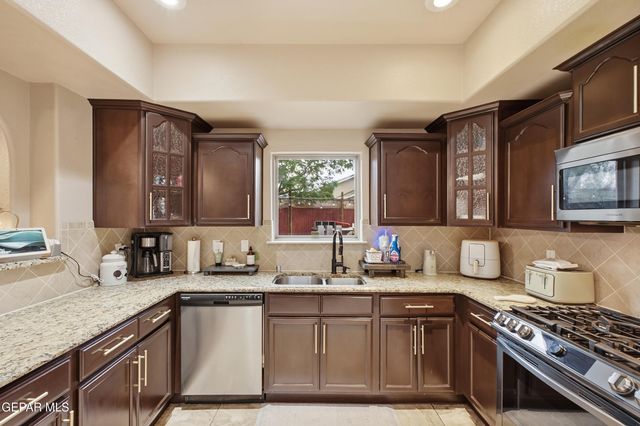 14349 OWL POINT Avenue, El Paso, TX 79938