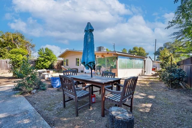 158 Terry, Auburn, CA 95603