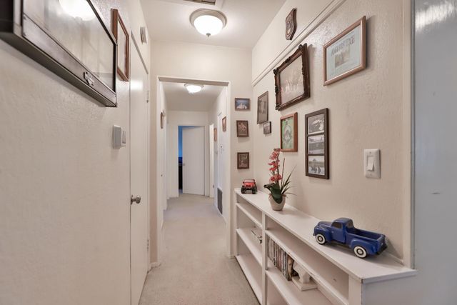 158 Terry, Auburn, CA 95603