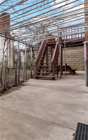 101 Gooding Street Street, Pawtucket, RI 02860