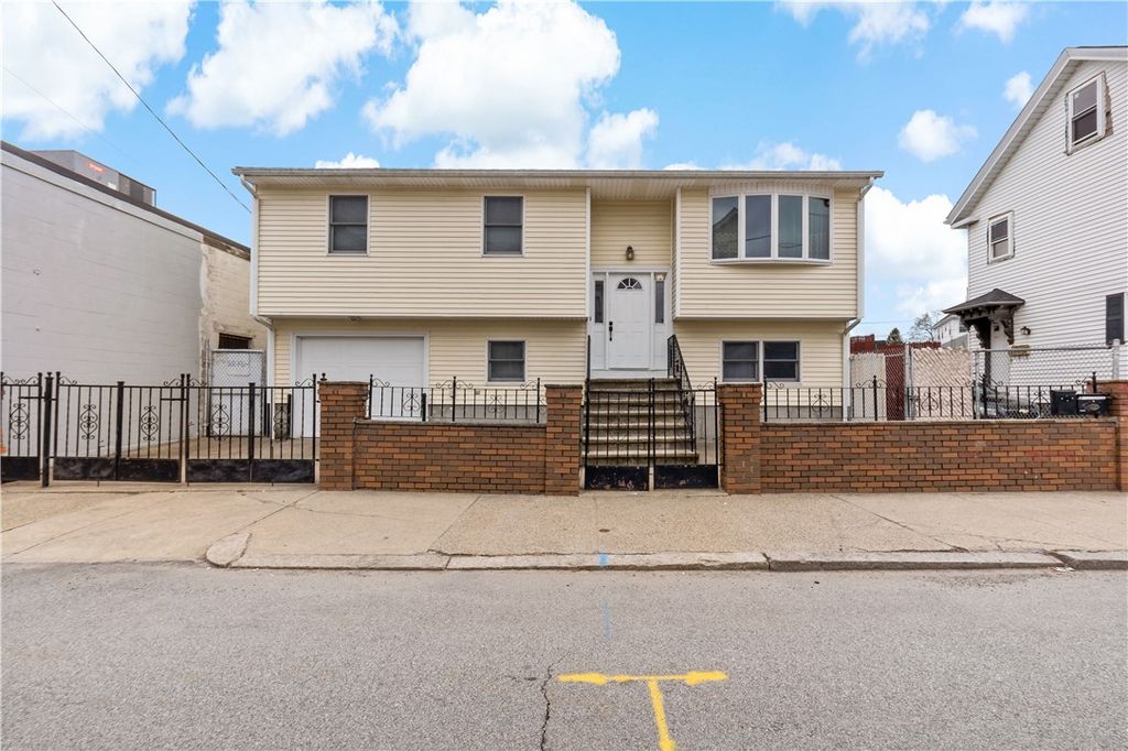 101 Gooding Street Street, Pawtucket, RI 02860