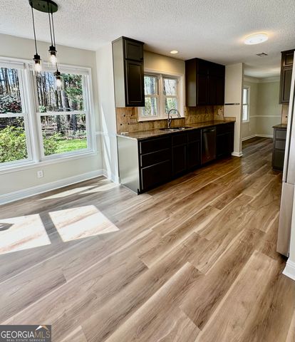 157 Rockspray Ridge, Peachtree City, GA 30269