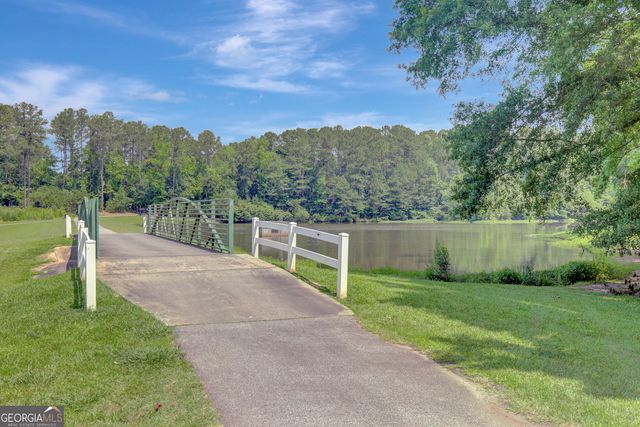 157 Rockspray Ridge, Peachtree City, GA 30269