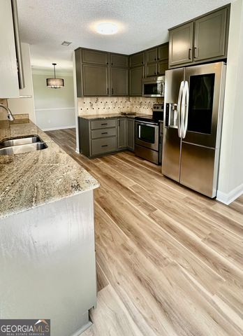 157 Rockspray Ridge, Peachtree City, GA 30269