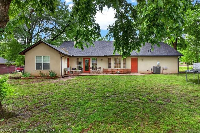 556 Caperton Loop, Greenwood, AR 72936