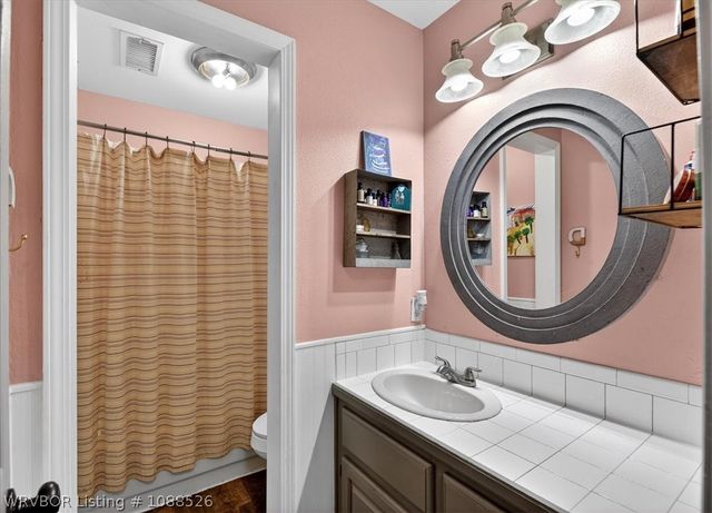 556 Caperton Loop, Greenwood, AR 72936