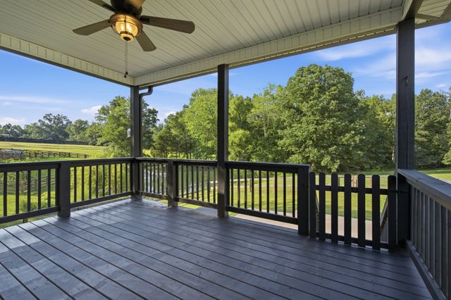 1403 Southside Rd, Southside, TN 37171