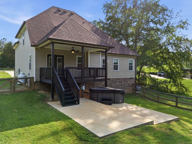 1403 Southside Rd, Southside, TN 37171