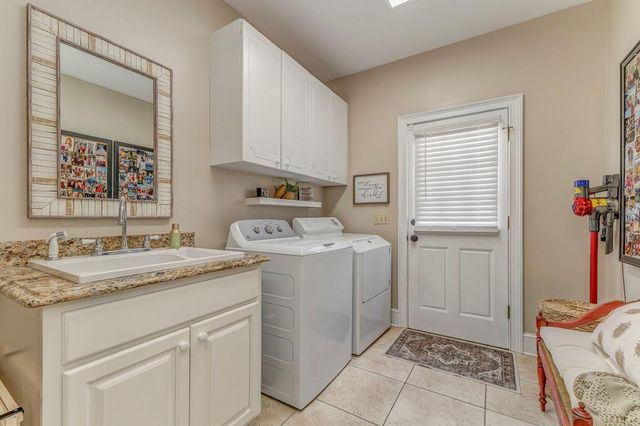 1603 Habersham Way, Dalton, GA 30720