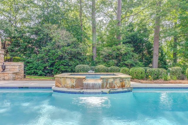 1603 Habersham Way, Dalton, GA 30720