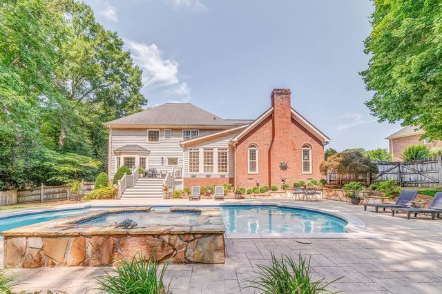 1603 Habersham Way, Dalton, GA 30720