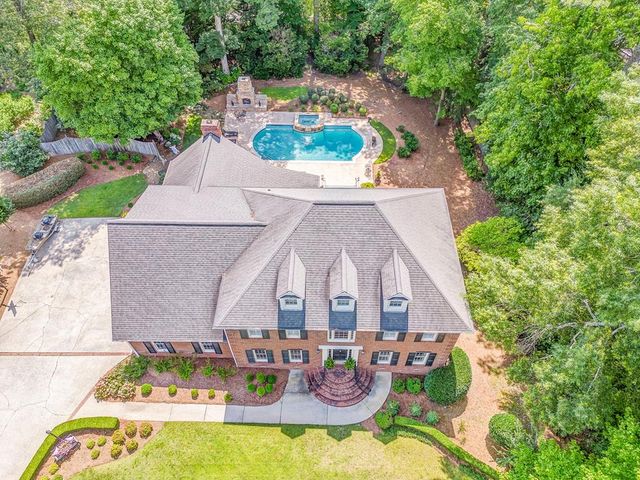 1603 Habersham Way, Dalton, GA 30720