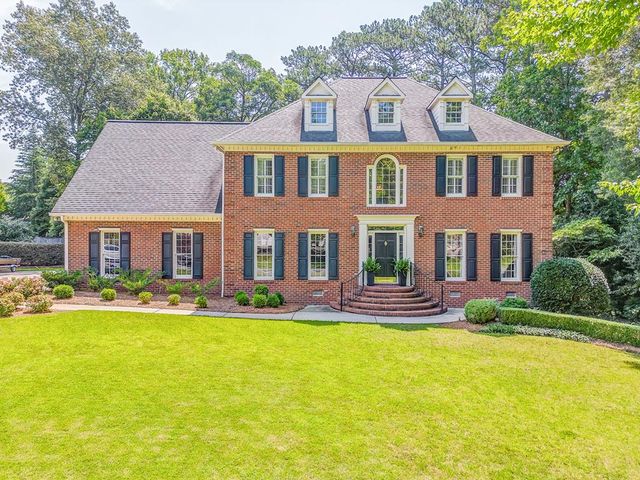 1603 Habersham Way, Dalton, GA 30720