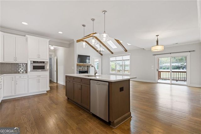 4831 Lakewood Drive, Acworth, GA 30101