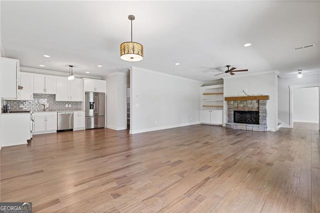 4831 Lakewood Drive, Acworth, GA 30101