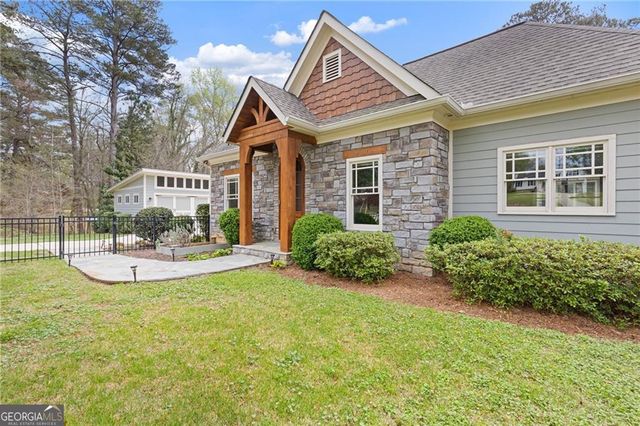 4831 Lakewood Drive, Acworth, GA 30101